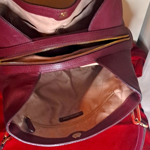 SOLD Michael Kors Burgundy  Pebble Leather Shoulder Bag with Gourgous Gold Chain - Picture 5 of 16